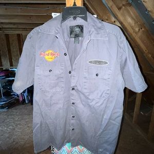 Mens gray Hard Rock button up short sleeve size large